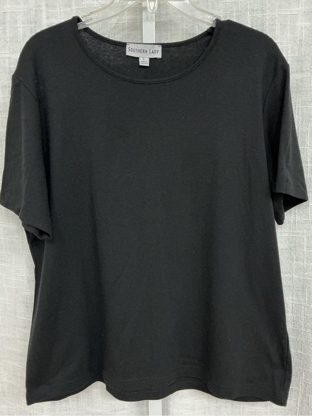 Southern Lady Large Black Crew Neck T-Shirt